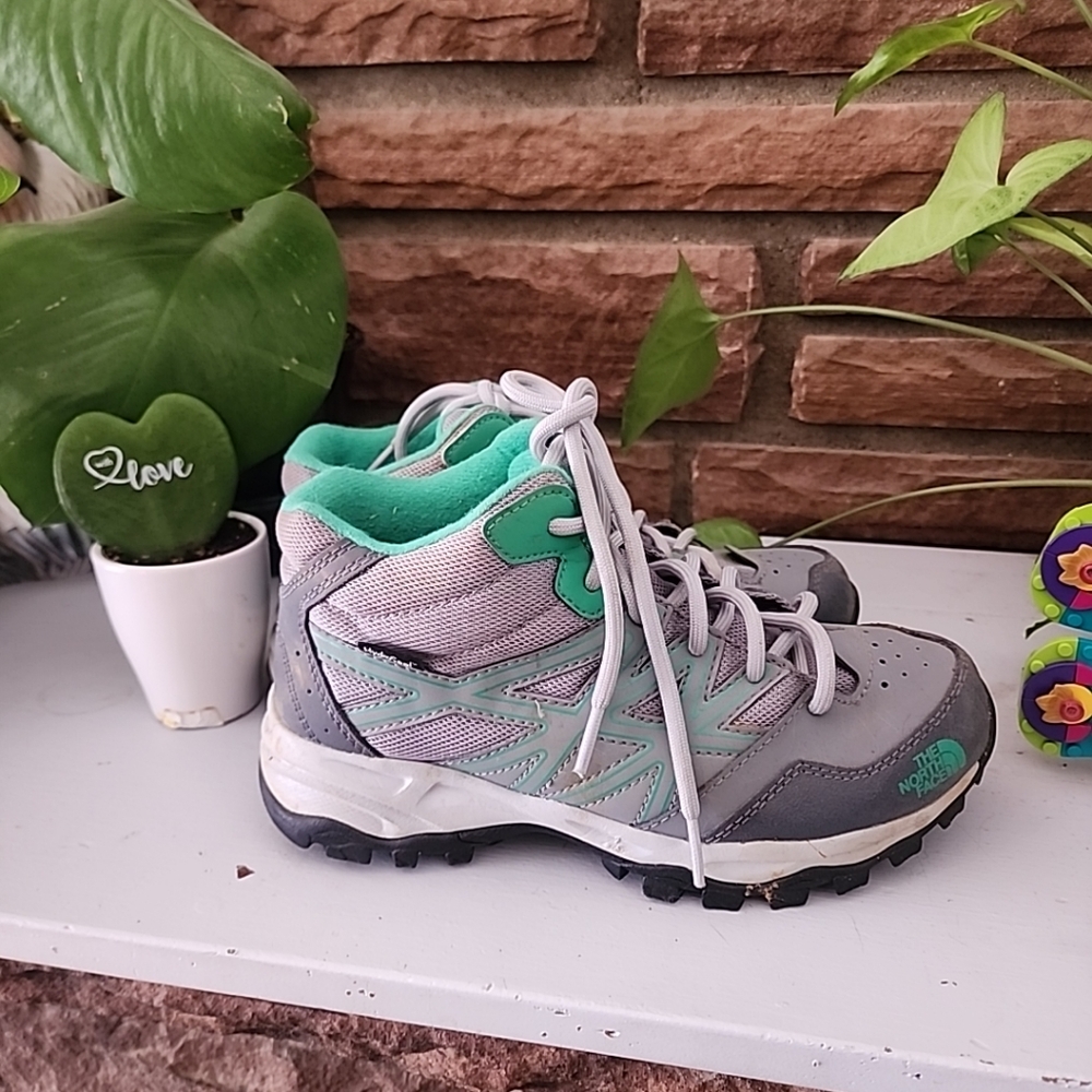 The North Face Junior Size 4 Gray Blue Hiking Boots Lace Up Waterproof Hydroseal